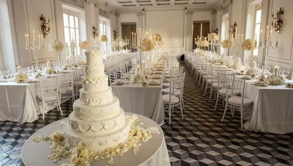 Daniele Colozza Flower Designer